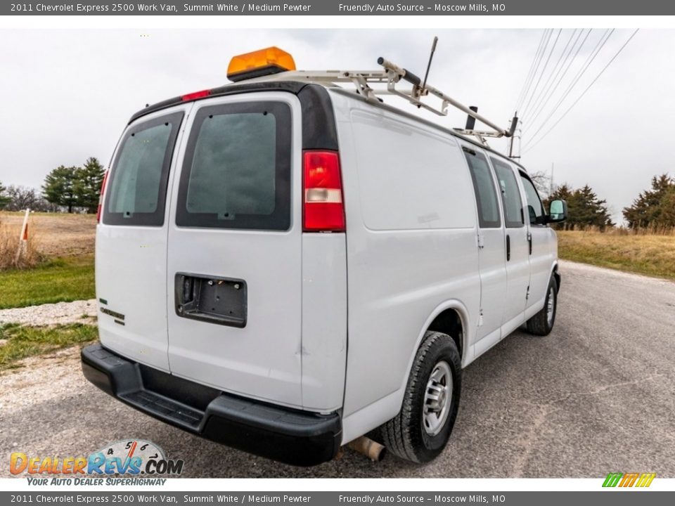 2011 Chevrolet Express 2500 Work Van Summit White / Medium Pewter Photo #10