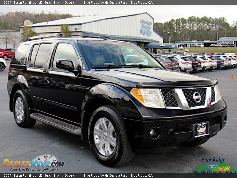 2007 Nissan Pathfinder LE Super Black / Desert Photo #7