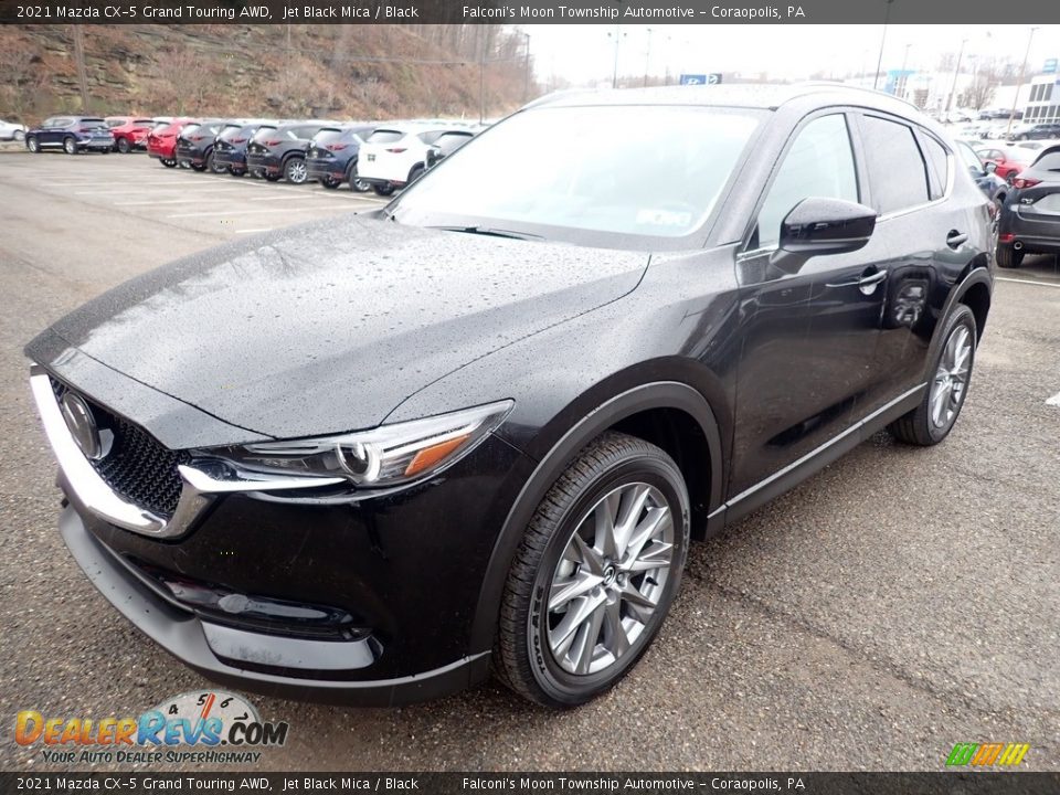 Front 3/4 View of 2021 Mazda CX-5 Grand Touring AWD Photo #5