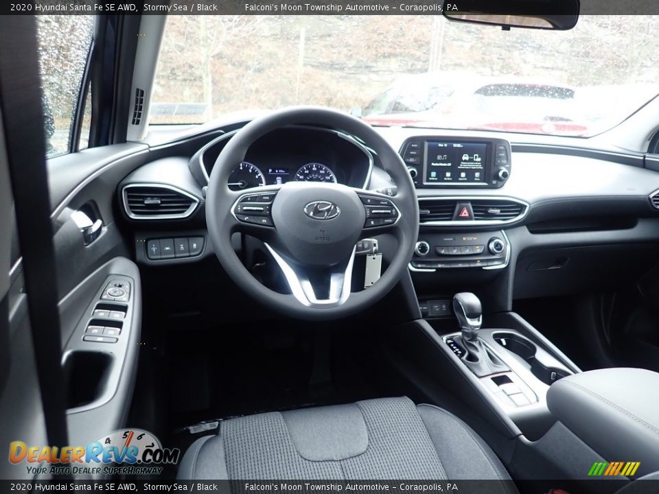 Dashboard of 2020 Hyundai Santa Fe SE AWD Photo #9