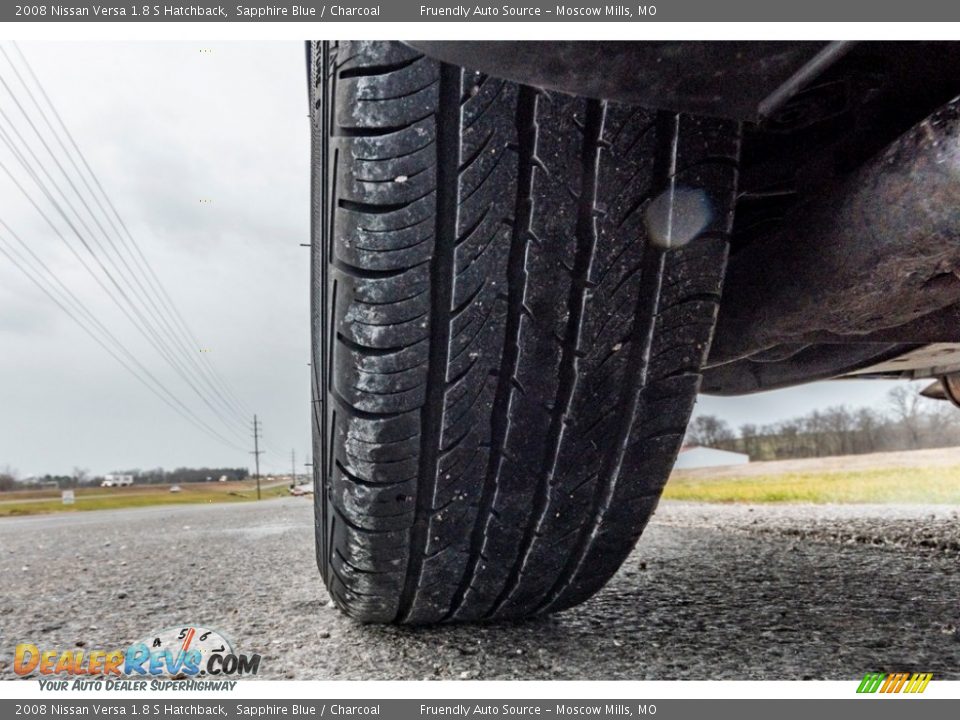 2008 Nissan Versa 1.8 S Hatchback Sapphire Blue / Charcoal Photo #12