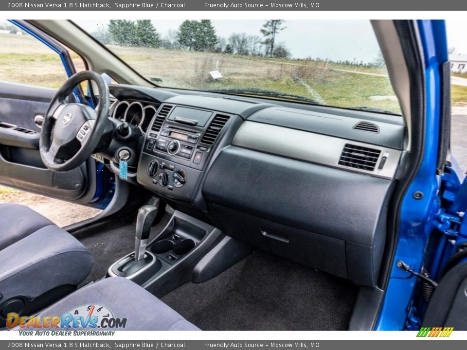 2008 Nissan Versa 1.8 S Hatchback Sapphire Blue / Charcoal Photo #27