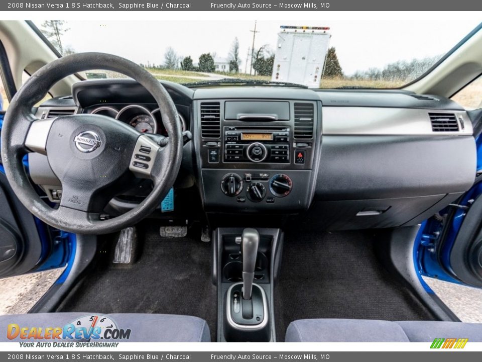 2008 Nissan Versa 1.8 S Hatchback Sapphire Blue / Charcoal Photo #30