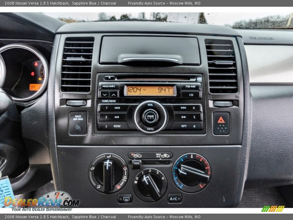 2008 Nissan Versa 1.8 S Hatchback Sapphire Blue / Charcoal Photo #31