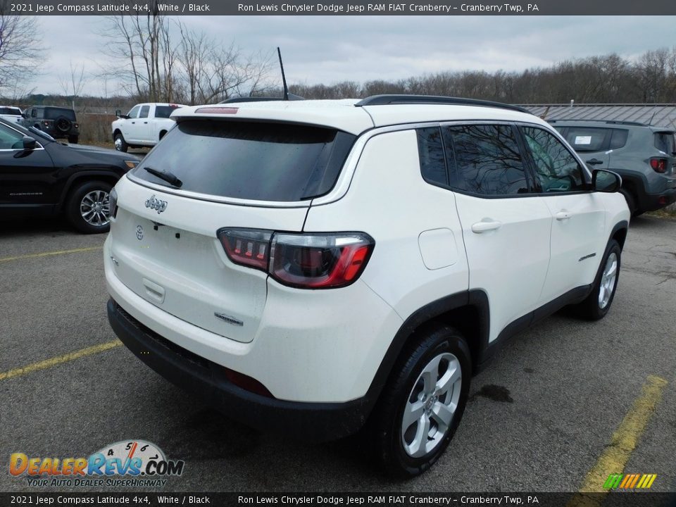 2021 Jeep Compass Latitude 4x4 White / Black Photo #5