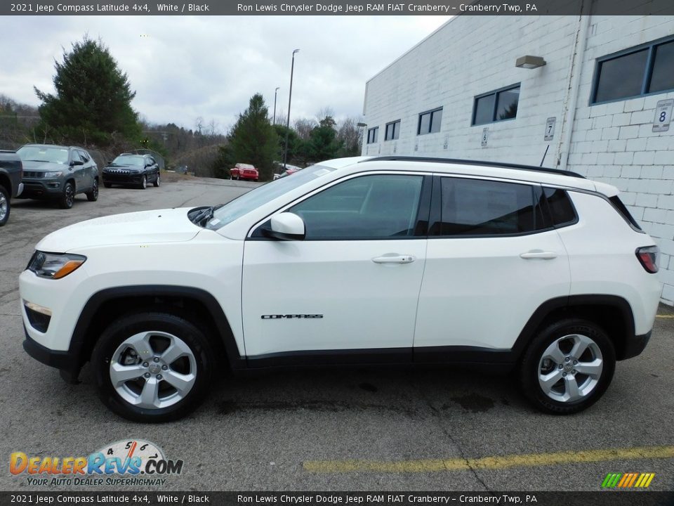 2021 Jeep Compass Latitude 4x4 White / Black Photo #9