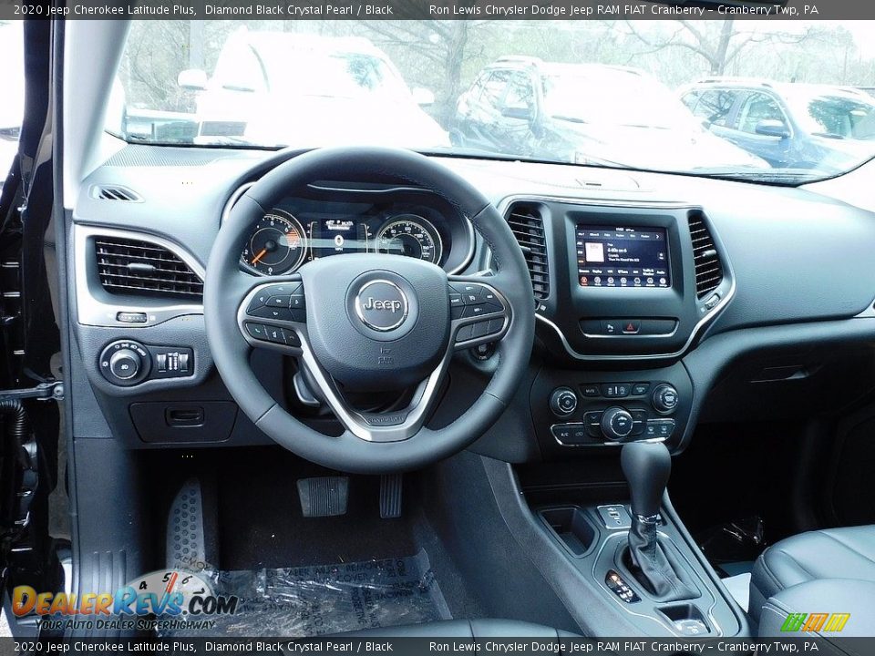 Dashboard of 2020 Jeep Cherokee Latitude Plus Photo #14