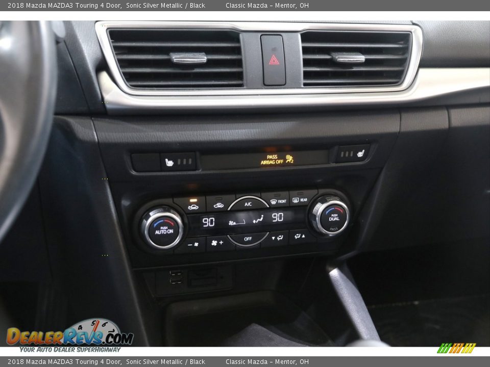 2018 Mazda MAZDA3 Touring 4 Door Sonic Silver Metallic / Black Photo #13