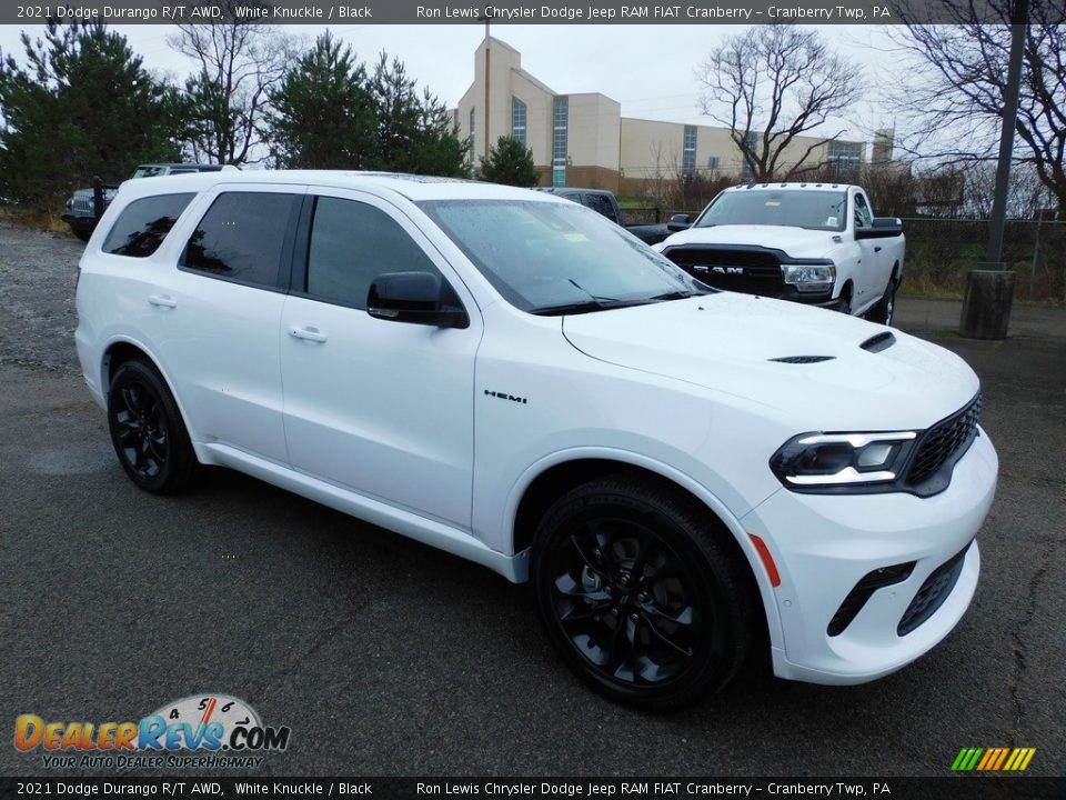 Front 3/4 View of 2021 Dodge Durango R/T AWD Photo #3