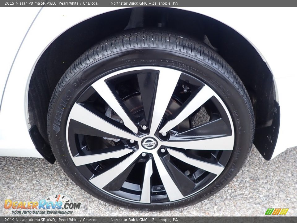 2019 Nissan Altima SR AWD Wheel Photo #14