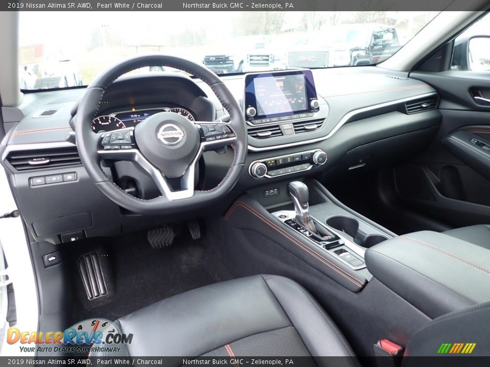 Charcoal Interior - 2019 Nissan Altima SR AWD Photo #18
