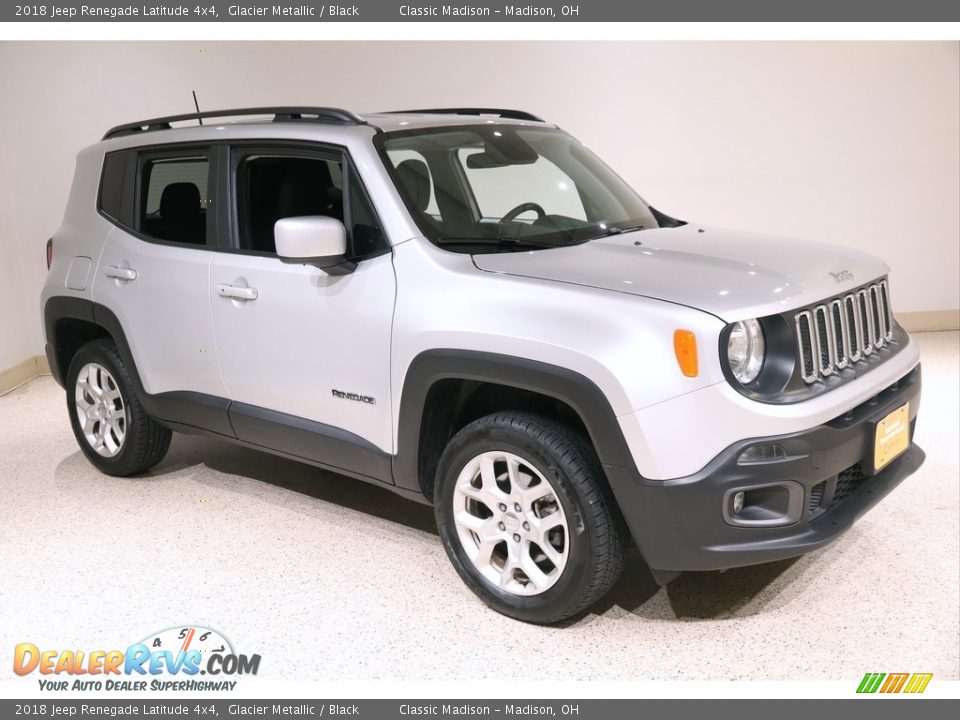 2018 Jeep Renegade Latitude 4x4 Glacier Metallic / Black Photo #1