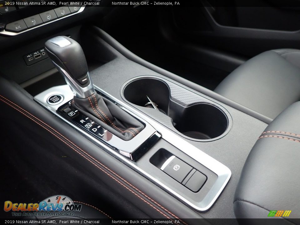 2019 Nissan Altima SR AWD Shifter Photo #27