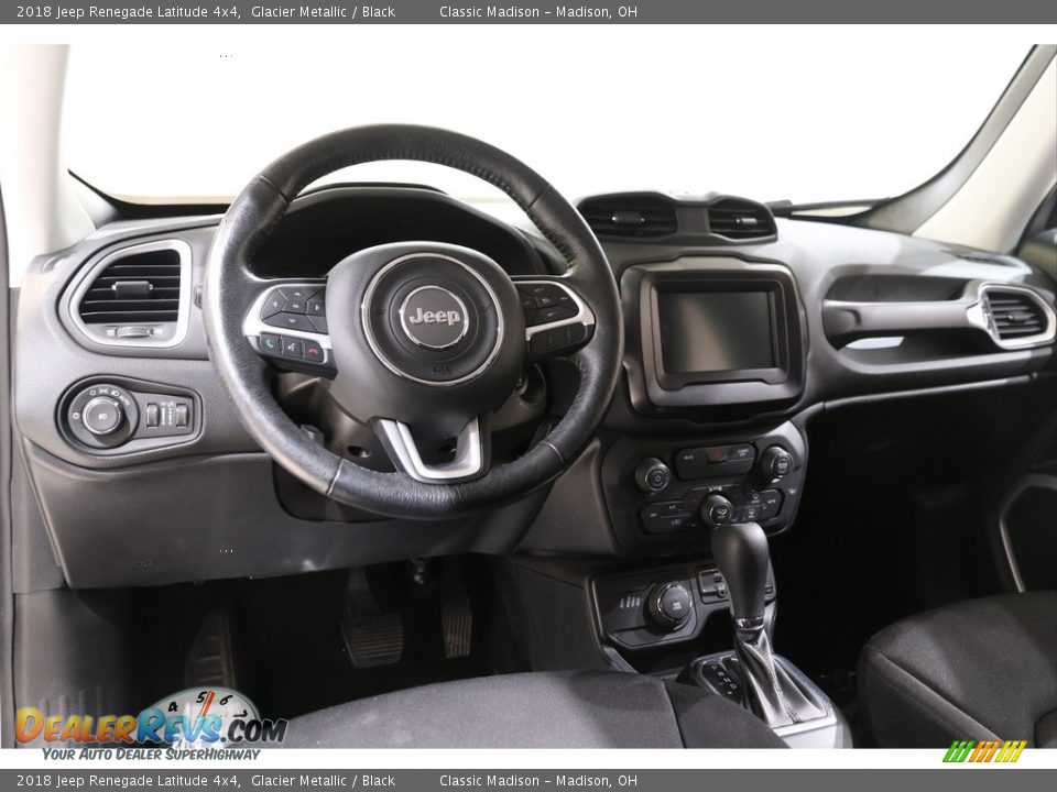 2018 Jeep Renegade Latitude 4x4 Glacier Metallic / Black Photo #6