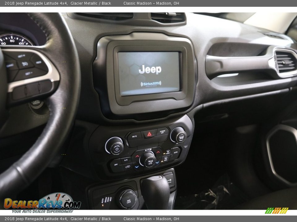 2018 Jeep Renegade Latitude 4x4 Glacier Metallic / Black Photo #9