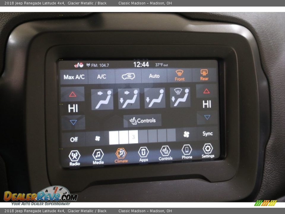 2018 Jeep Renegade Latitude 4x4 Glacier Metallic / Black Photo #11