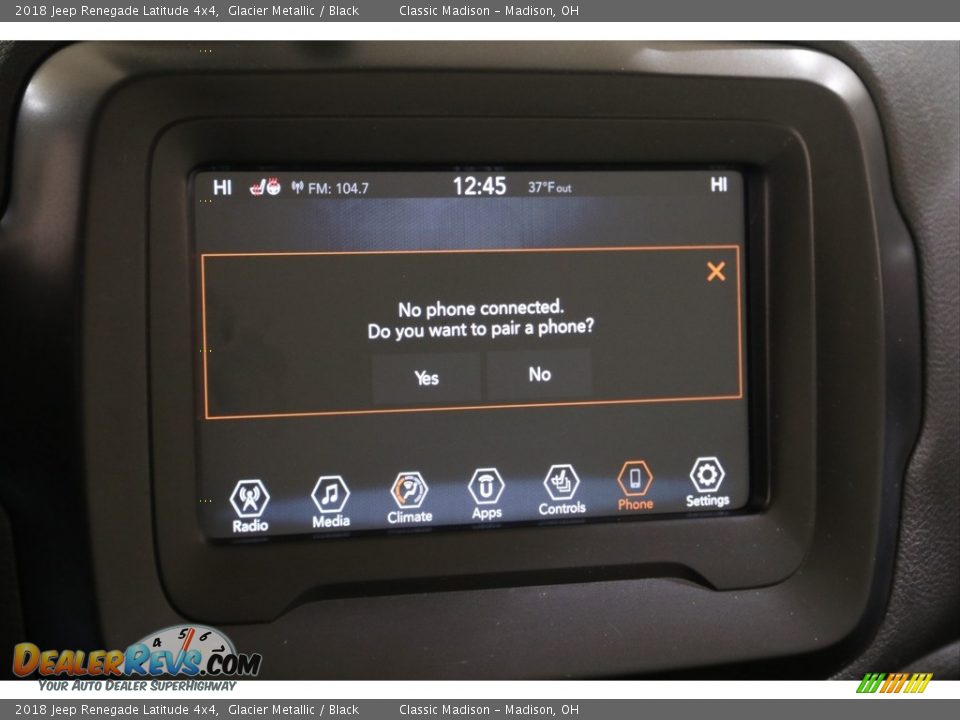 2018 Jeep Renegade Latitude 4x4 Glacier Metallic / Black Photo #15