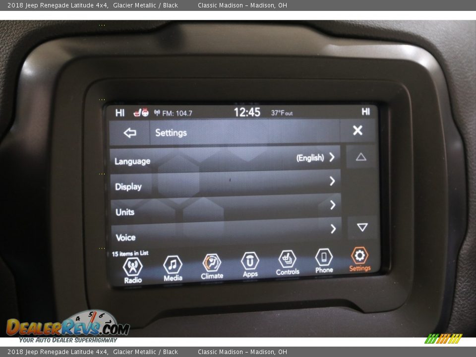 2018 Jeep Renegade Latitude 4x4 Glacier Metallic / Black Photo #16