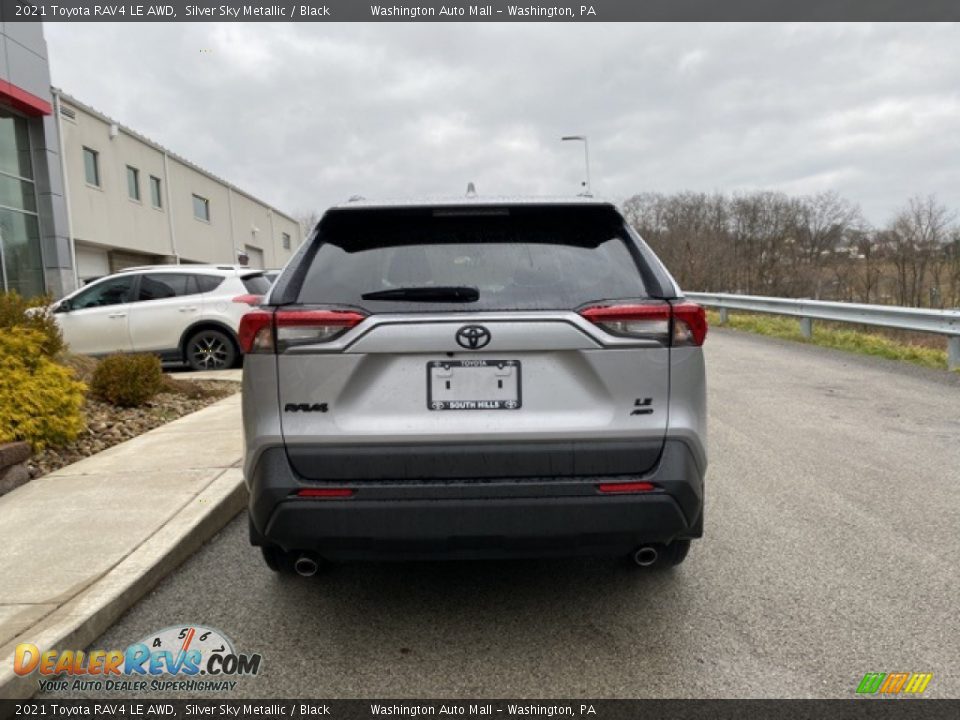 2021 Toyota RAV4 LE AWD Silver Sky Metallic / Black Photo #14