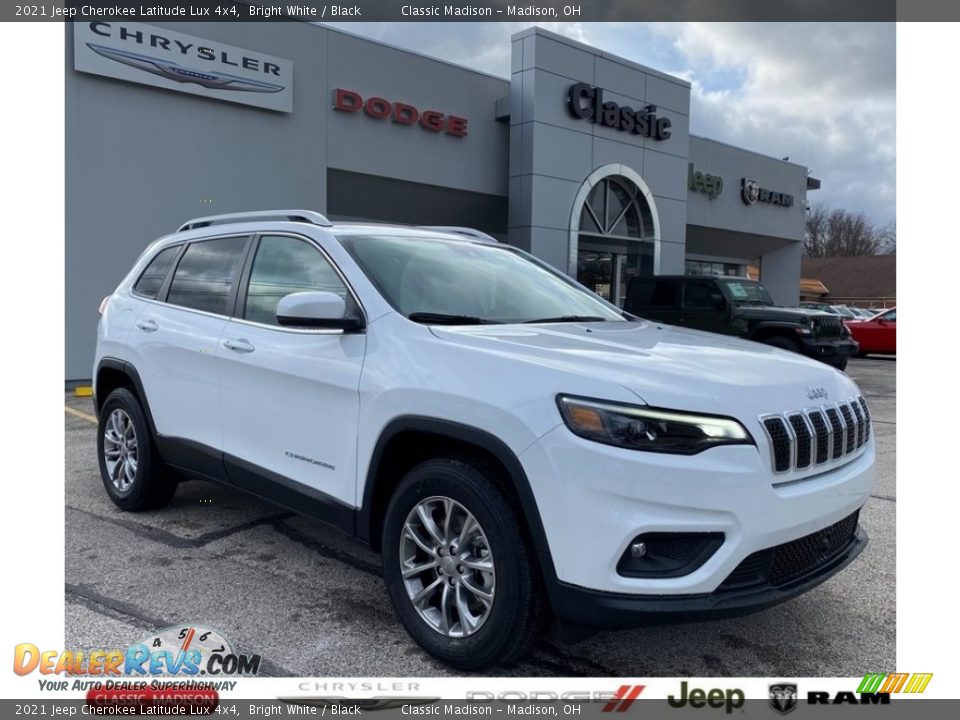 2021 Jeep Cherokee Latitude Lux 4x4 Bright White / Black Photo #1
