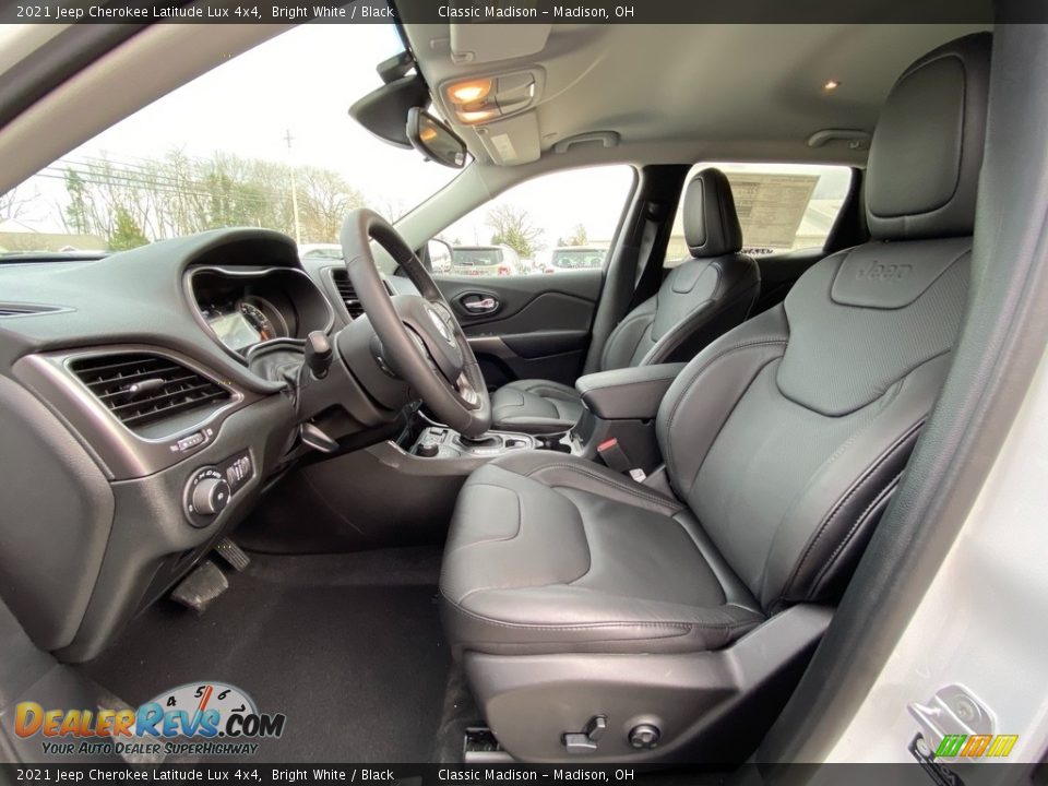 2021 Jeep Cherokee Latitude Lux 4x4 Bright White / Black Photo #2
