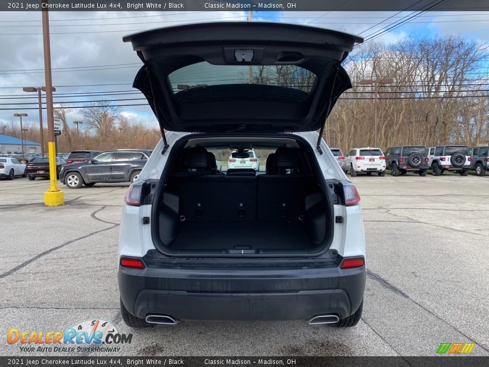 2021 Jeep Cherokee Latitude Lux 4x4 Bright White / Black Photo #10