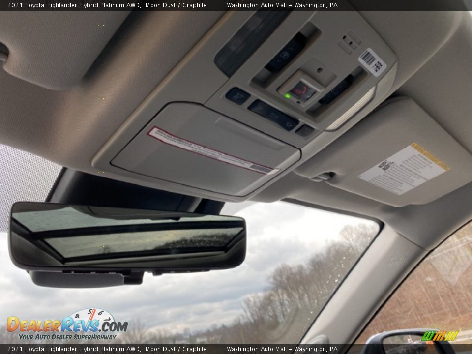 2021 Toyota Highlander Hybrid Platinum AWD Moon Dust / Graphite Photo #17