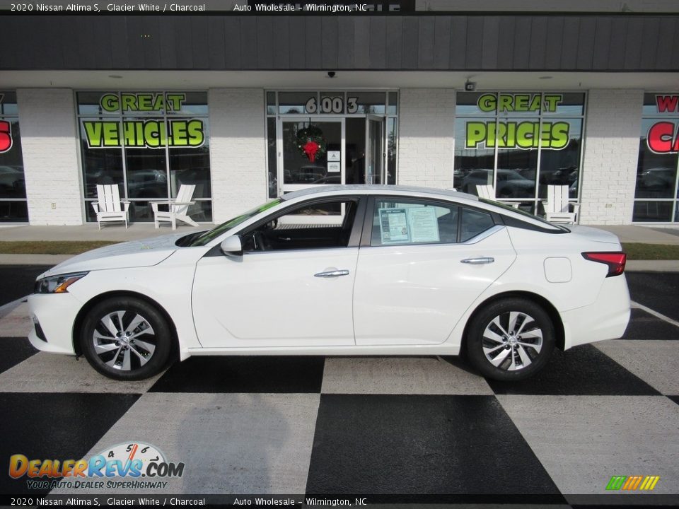 2020 Nissan Altima S Glacier White / Charcoal Photo #1