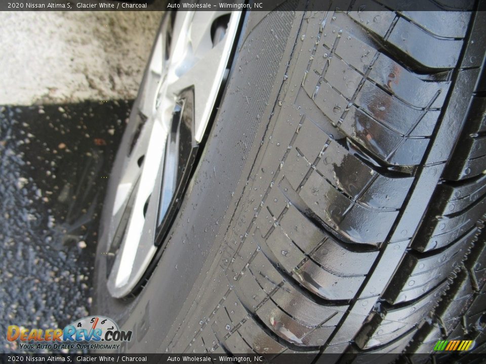2020 Nissan Altima S Glacier White / Charcoal Photo #8