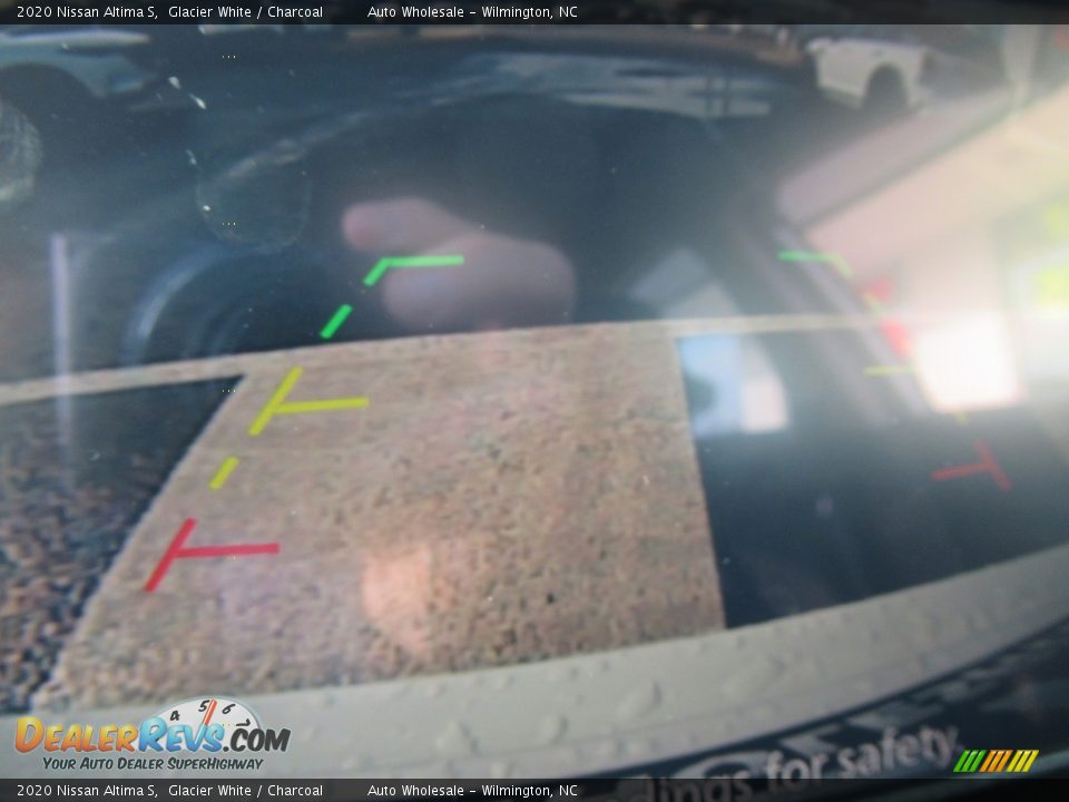 2020 Nissan Altima S Glacier White / Charcoal Photo #18