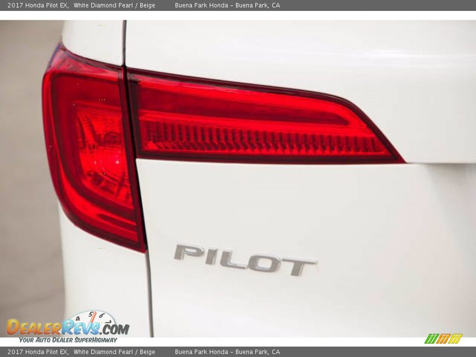 2017 Honda Pilot EX White Diamond Pearl / Beige Photo #10