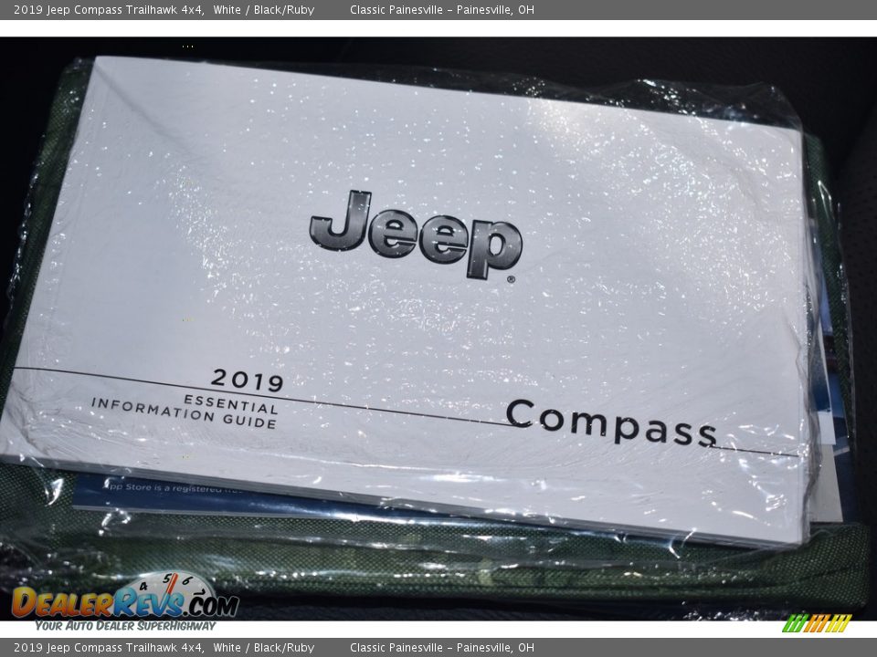 2019 Jeep Compass Trailhawk 4x4 White / Black/Ruby Photo #18