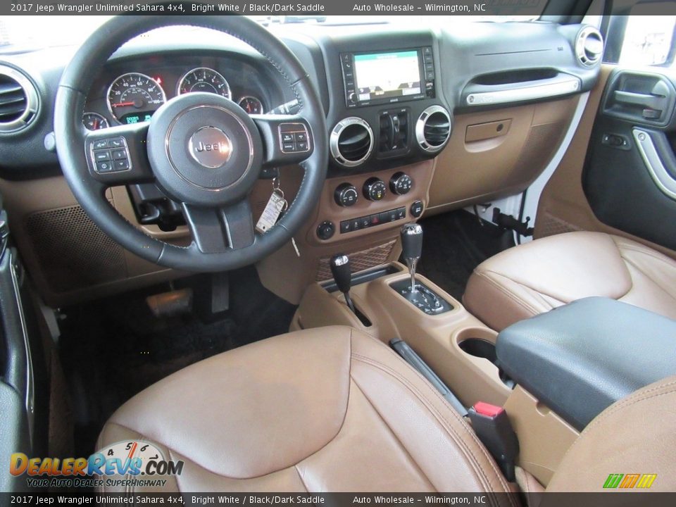 2017 Jeep Wrangler Unlimited Sahara 4x4 Bright White / Black/Dark Saddle Photo #14