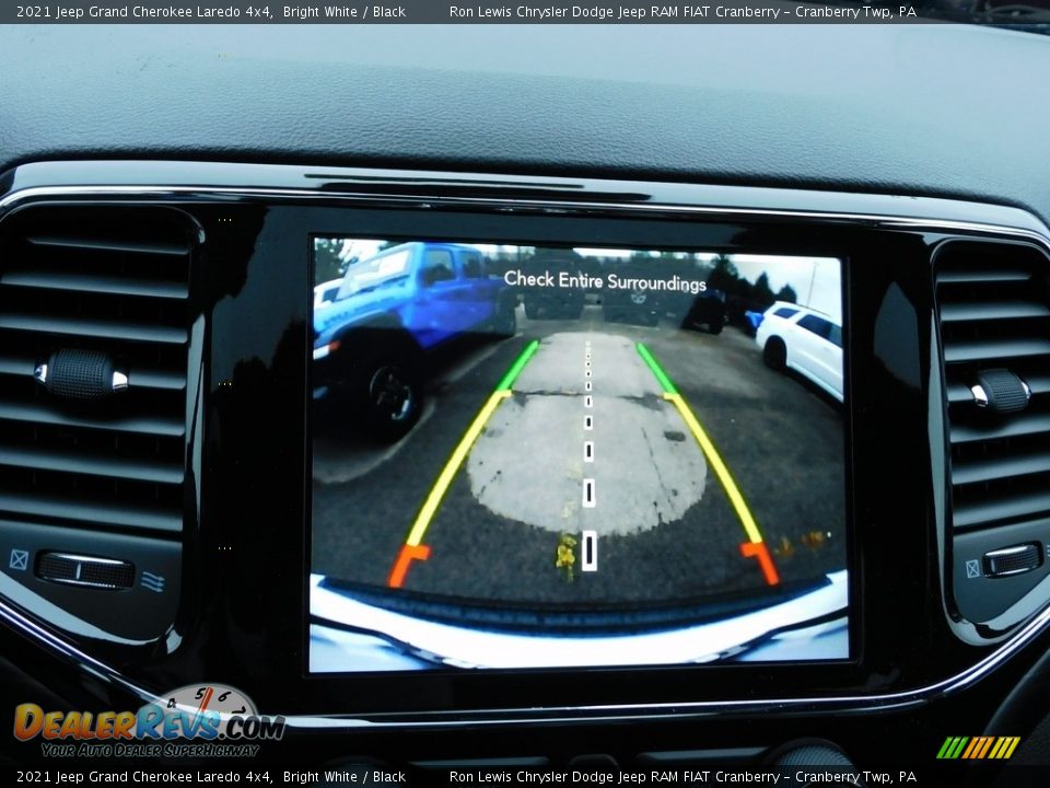 2021 Jeep Grand Cherokee Laredo 4x4 Bright White / Black Photo #18