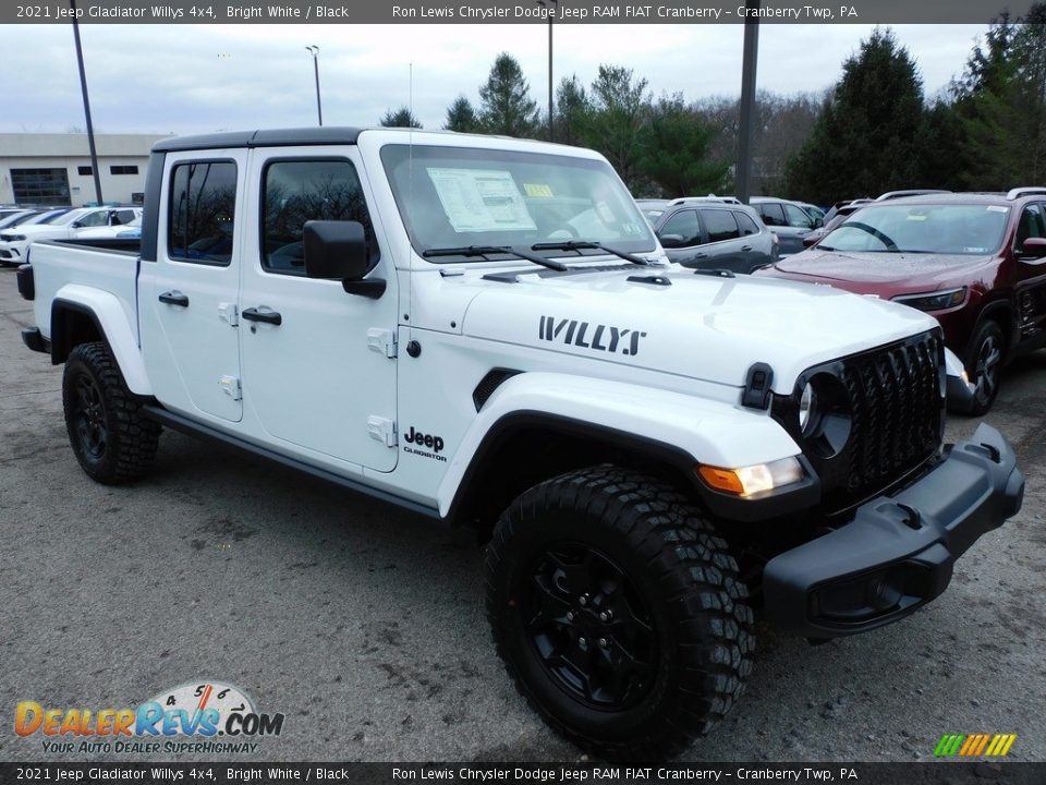 2021 Jeep Gladiator Willys 4x4 Bright White / Black Photo #3