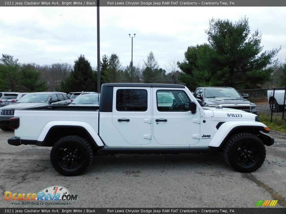 2021 Jeep Gladiator Willys 4x4 Bright White / Black Photo #4