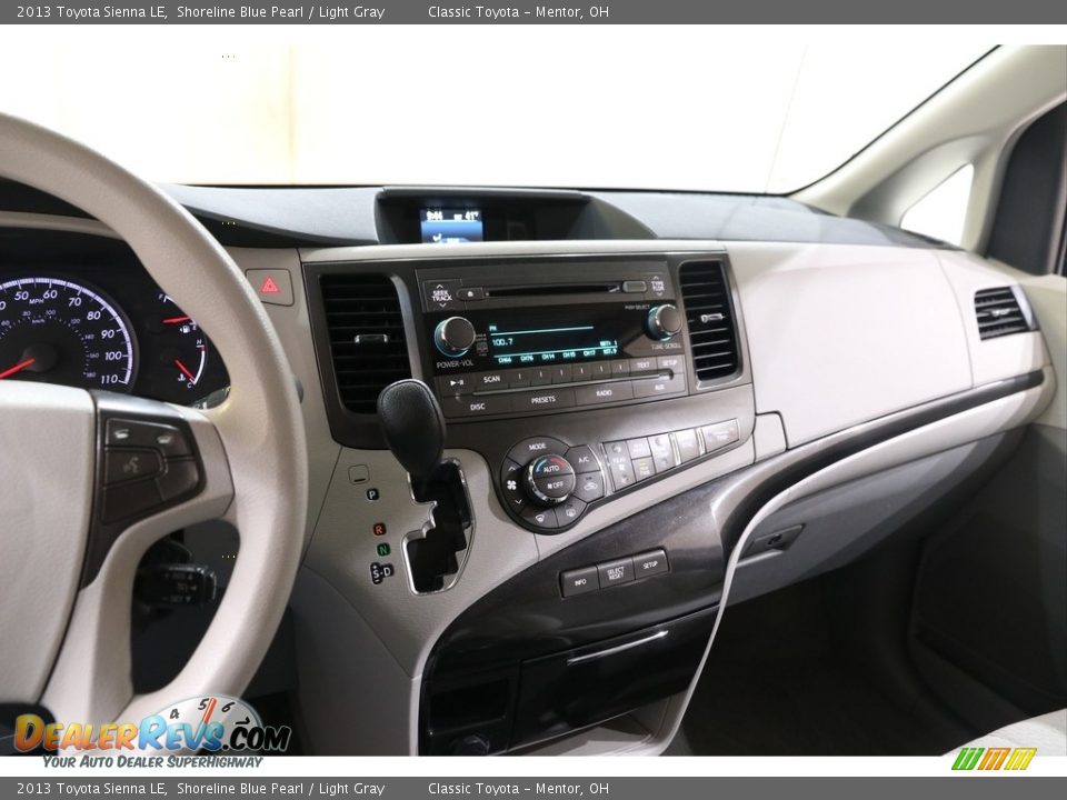 2013 Toyota Sienna LE Shoreline Blue Pearl / Light Gray Photo #9