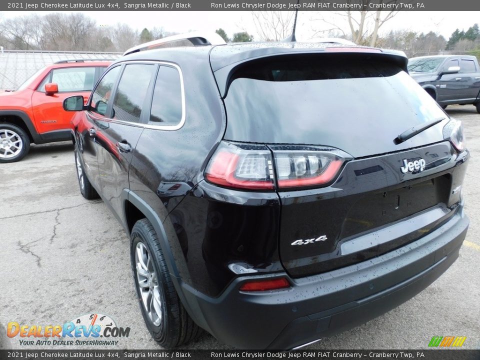 2021 Jeep Cherokee Latitude Lux 4x4 Sangria Metallic / Black Photo #8