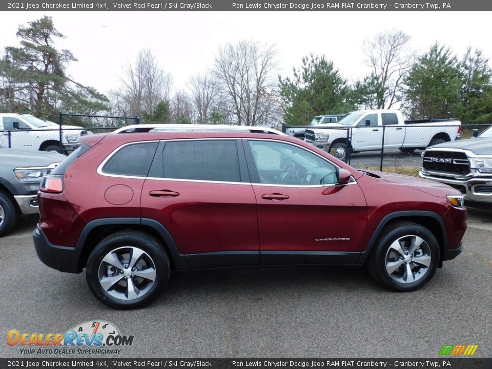 2021 Jeep Cherokee Limited 4x4 Velvet Red Pearl / Ski Gray/Black Photo #4