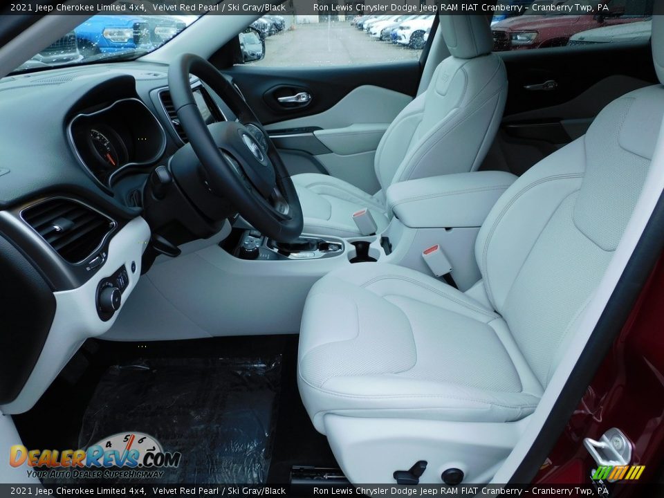 Front Seat of 2021 Jeep Cherokee Limited 4x4 Photo #11