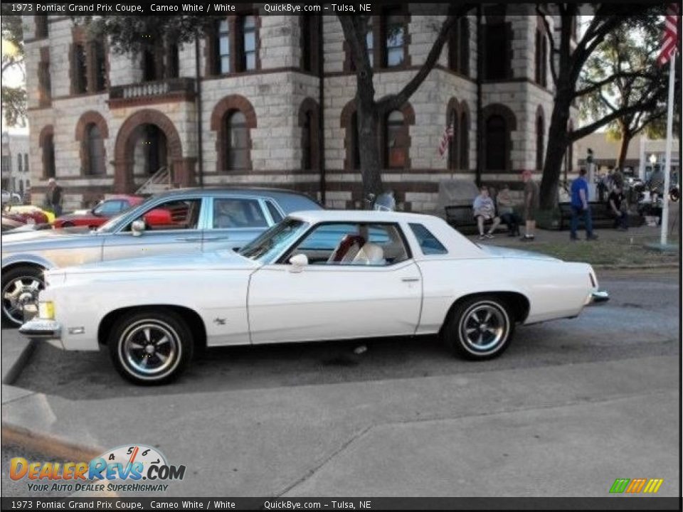 1973 Pontiac Grand Prix Coupe Cameo White / White Photo #2