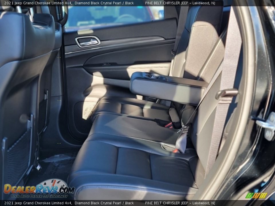 2021 Jeep Grand Cherokee Limited 4x4 Diamond Black Crystal Pearl / Black Photo #9