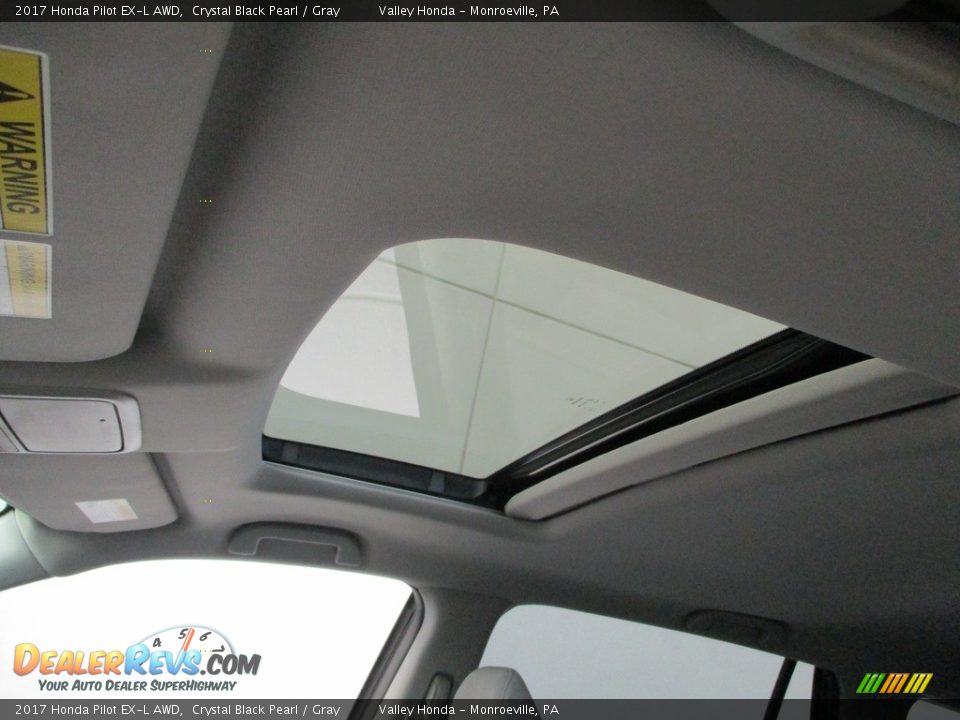 2017 Honda Pilot EX-L AWD Crystal Black Pearl / Gray Photo #10