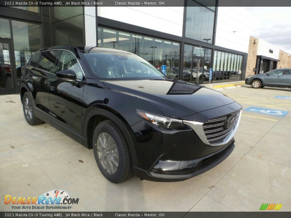 Front 3/4 View of 2021 Mazda CX-9 Touring AWD Photo #1