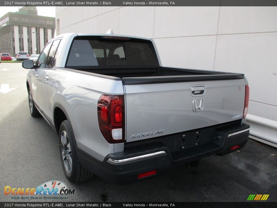 2017 Honda Ridgeline RTL-E AWD Lunar Silver Metallic / Black Photo #3