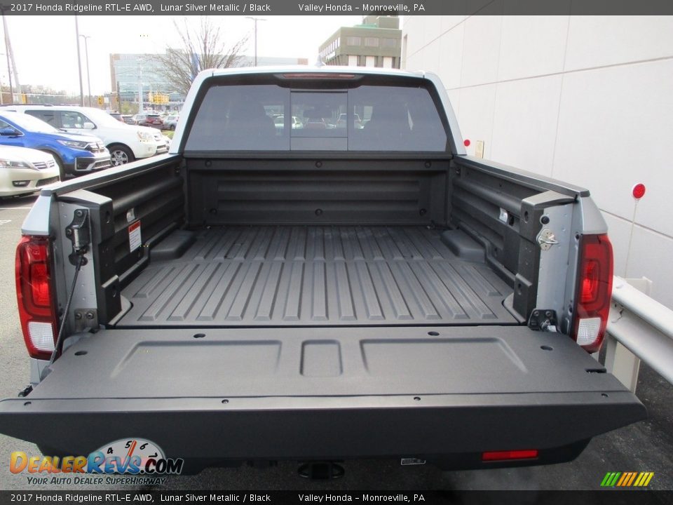 2017 Honda Ridgeline RTL-E AWD Lunar Silver Metallic / Black Photo #6