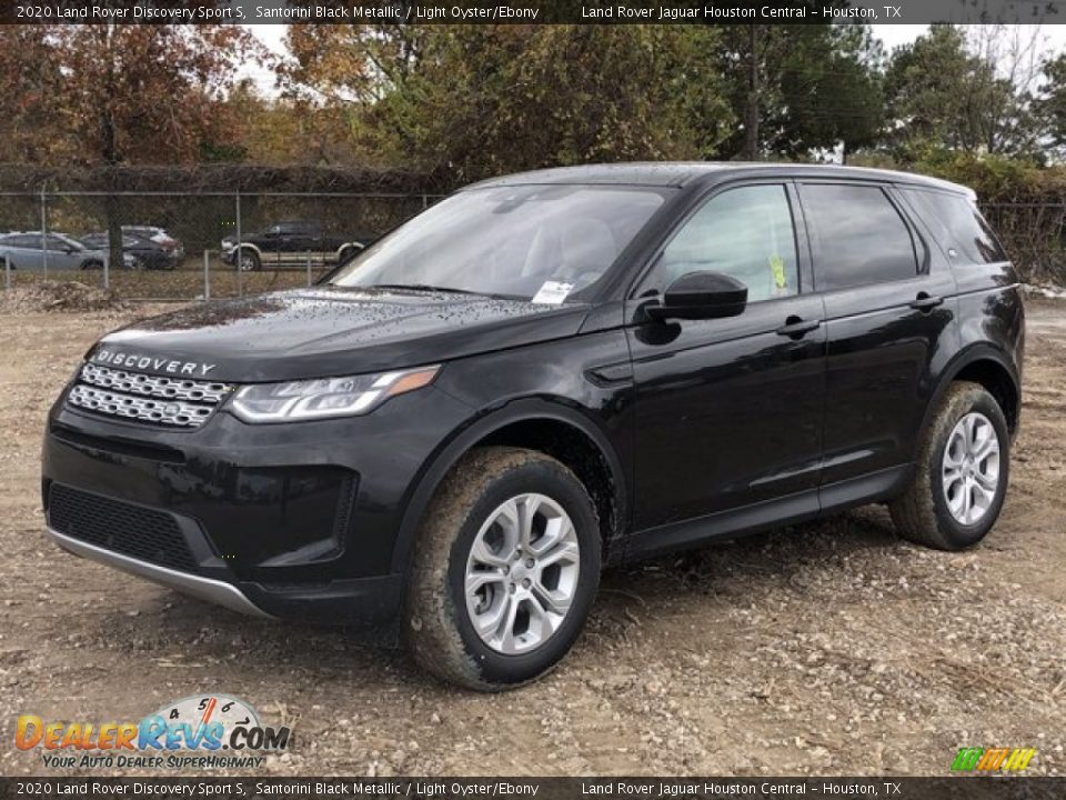 Front 3/4 View of 2020 Land Rover Discovery Sport S Photo #2