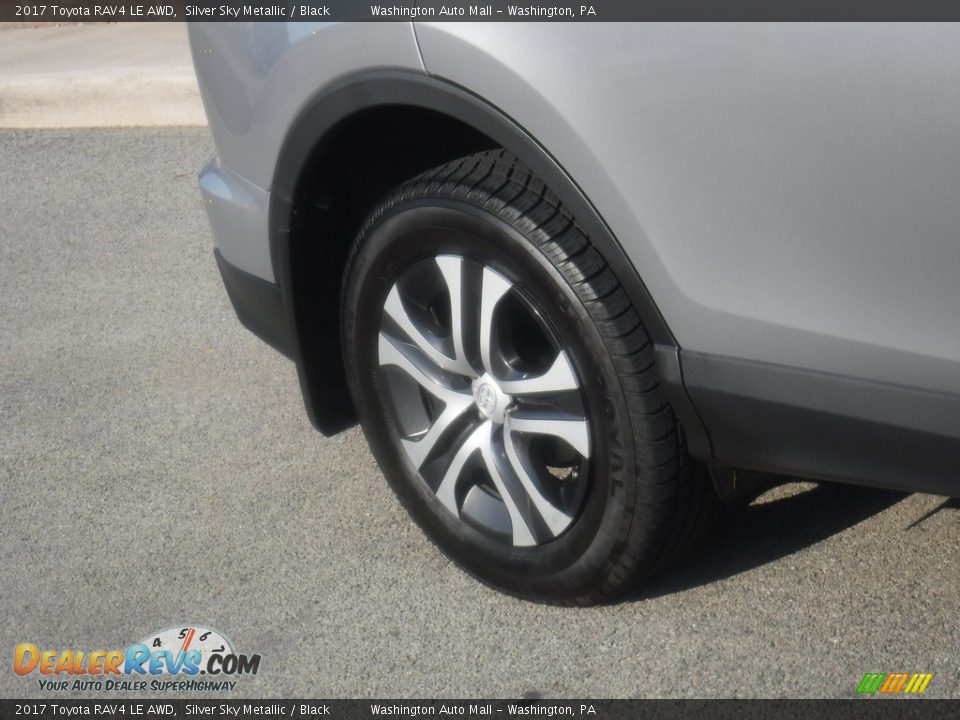 2017 Toyota RAV4 LE AWD Silver Sky Metallic / Black Photo #8