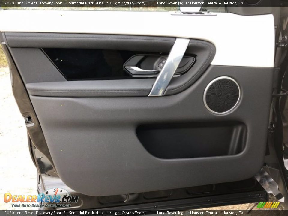 Door Panel of 2020 Land Rover Discovery Sport S Photo #11