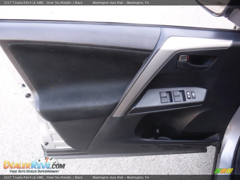2017 Toyota RAV4 LE AWD Silver Sky Metallic / Black Photo #16